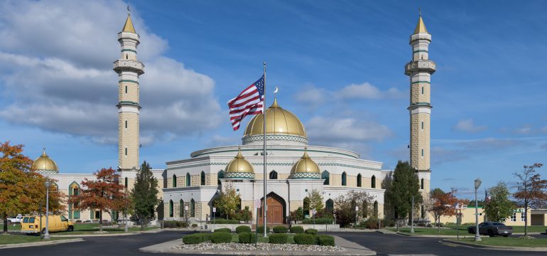 Law & Liberty, Pusat Islam Amerika di Dearborn